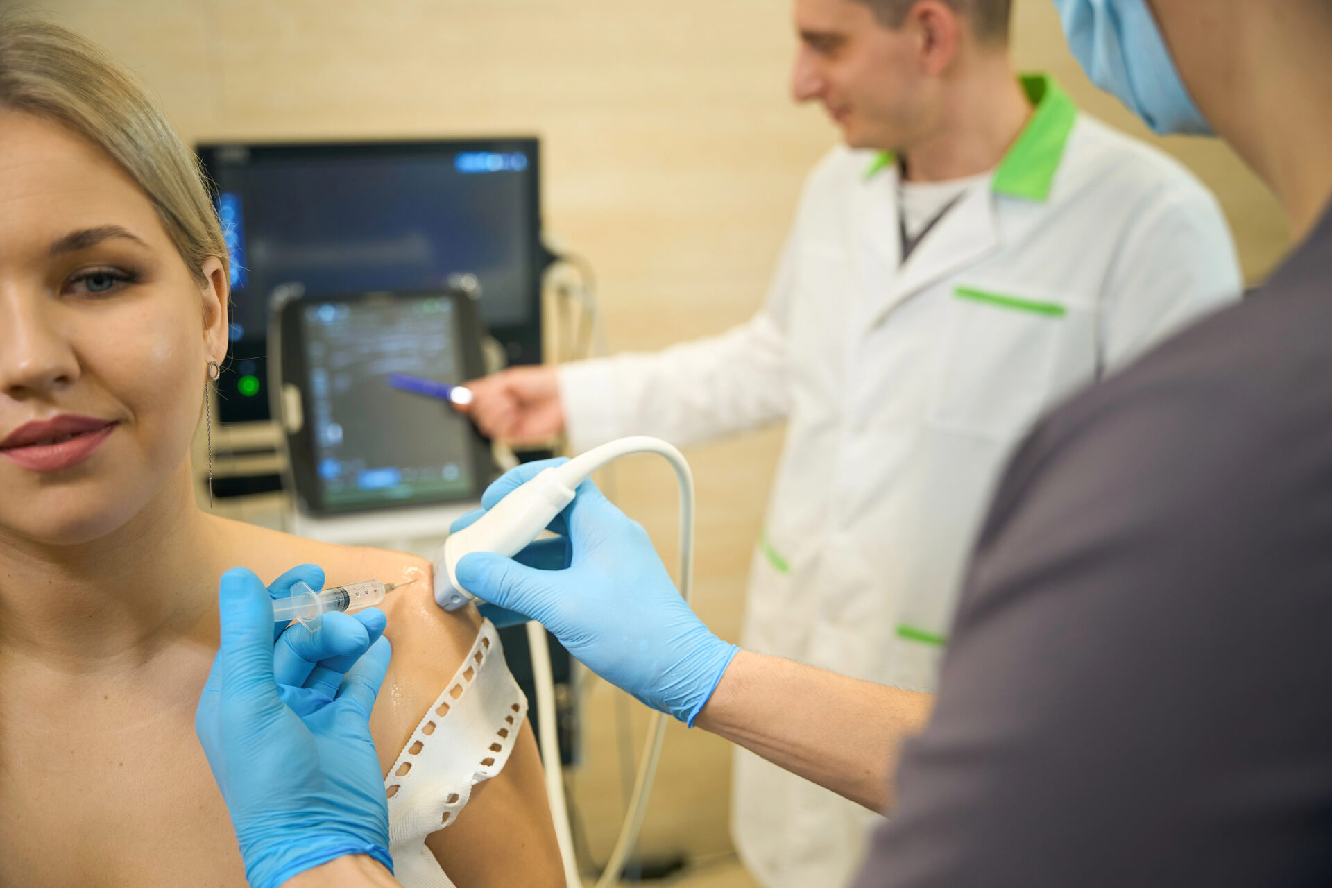 Doctor administering a nerve block injection